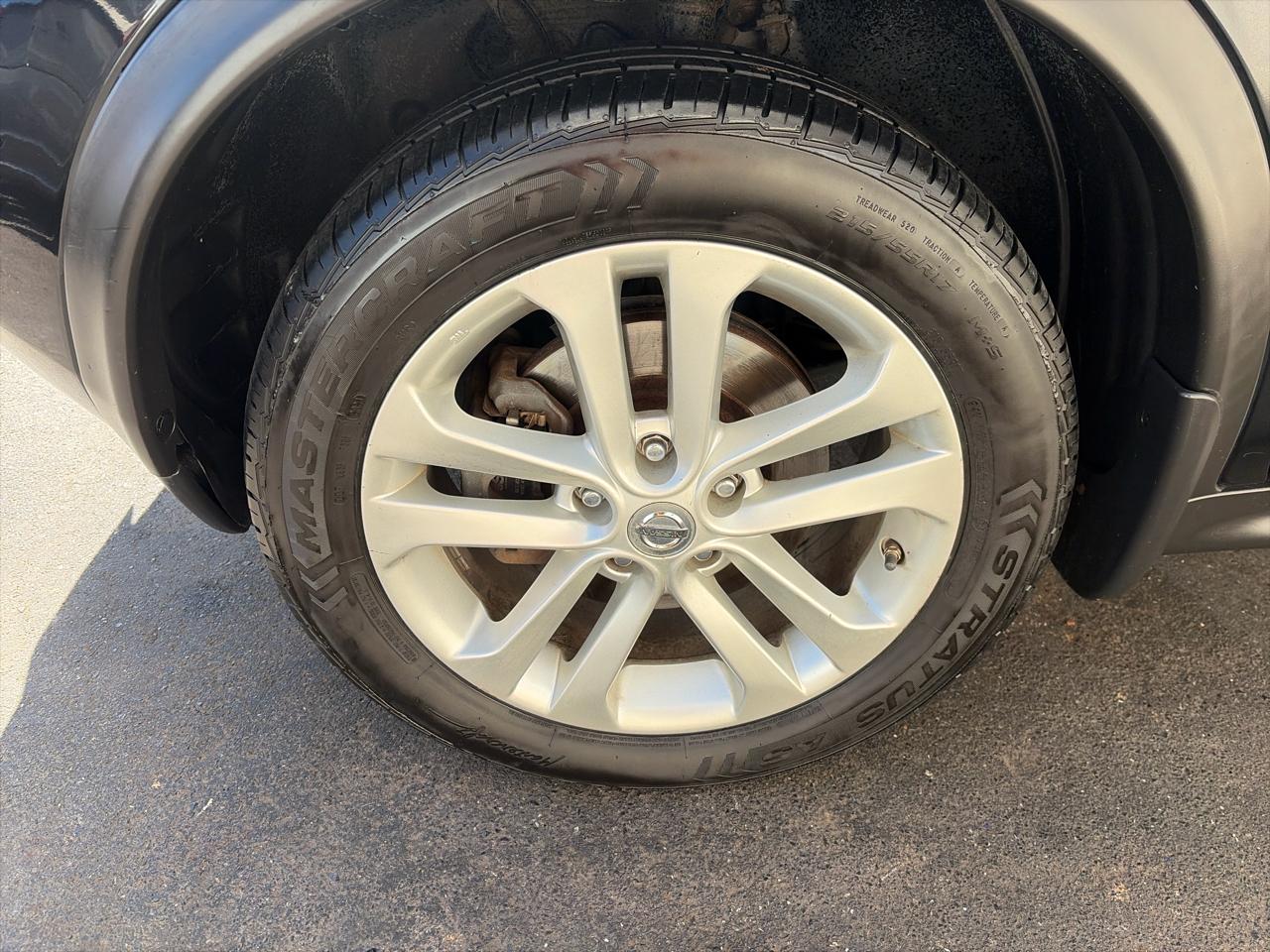 Nissan Juke S AWD 2014