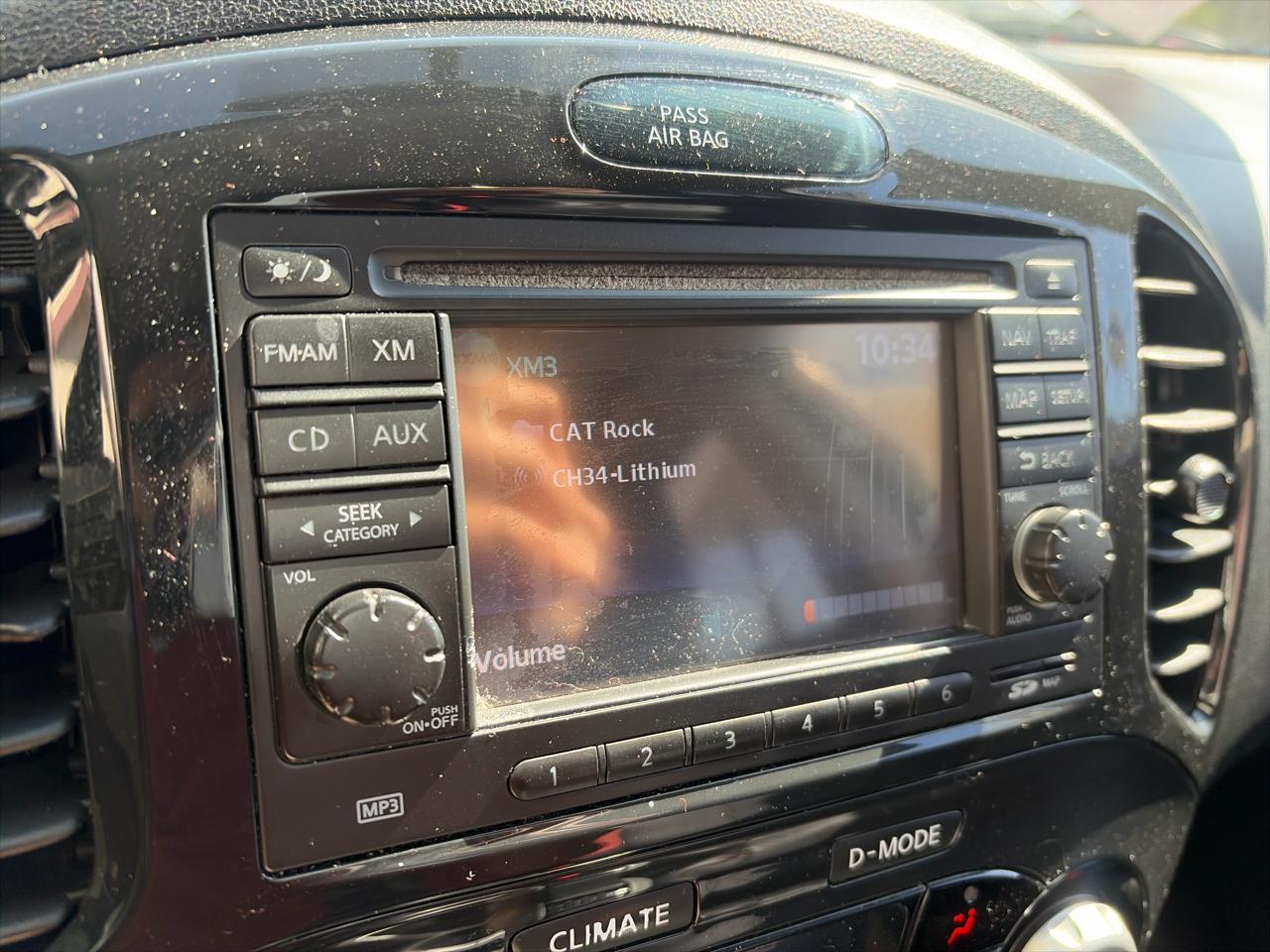 Nissan Juke S AWD 2014