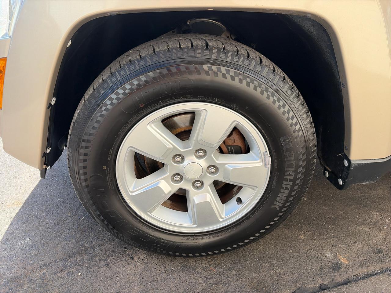 Jeep Liberty Sport 4WD 2010