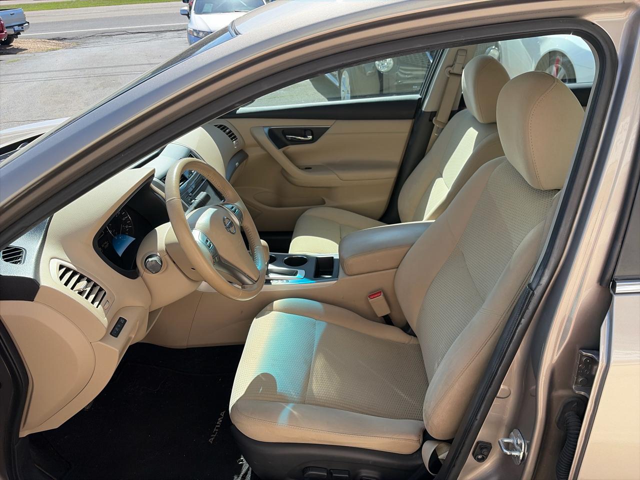 Nissan Altima 2.5 2015