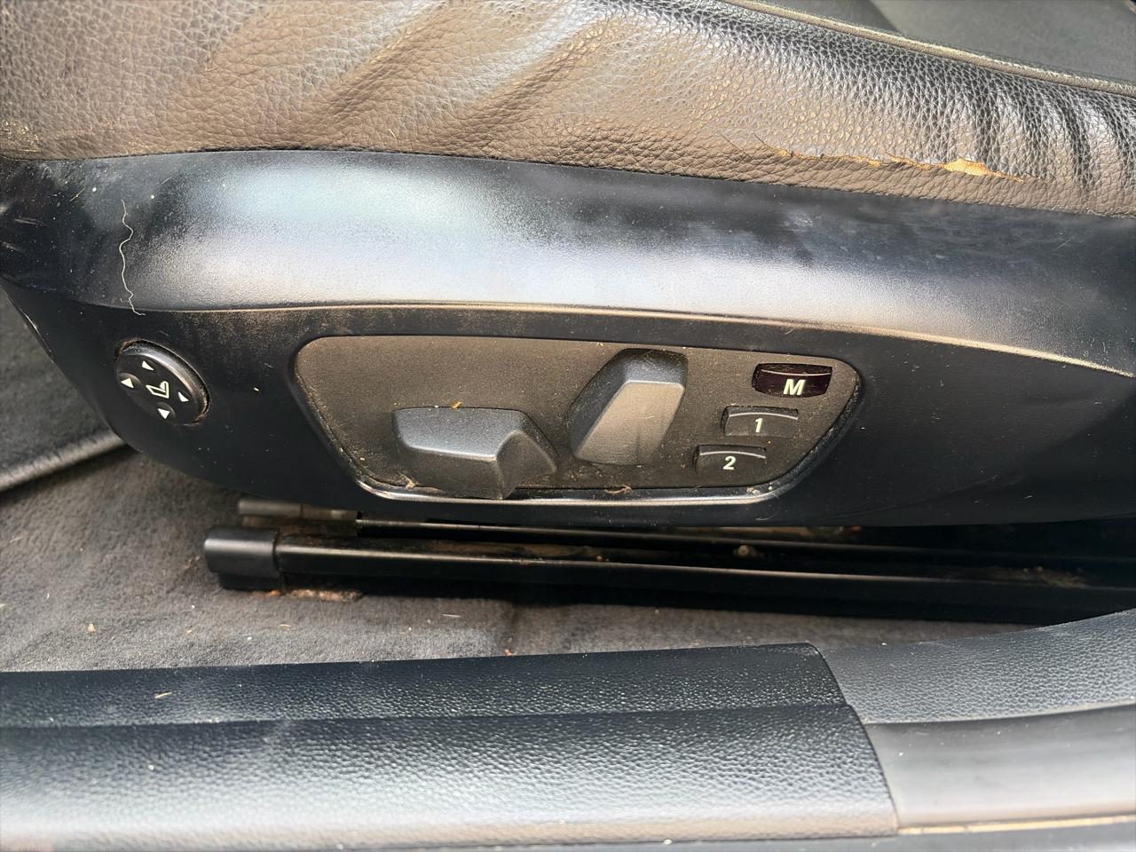 BMW 3-Series 328i 2011