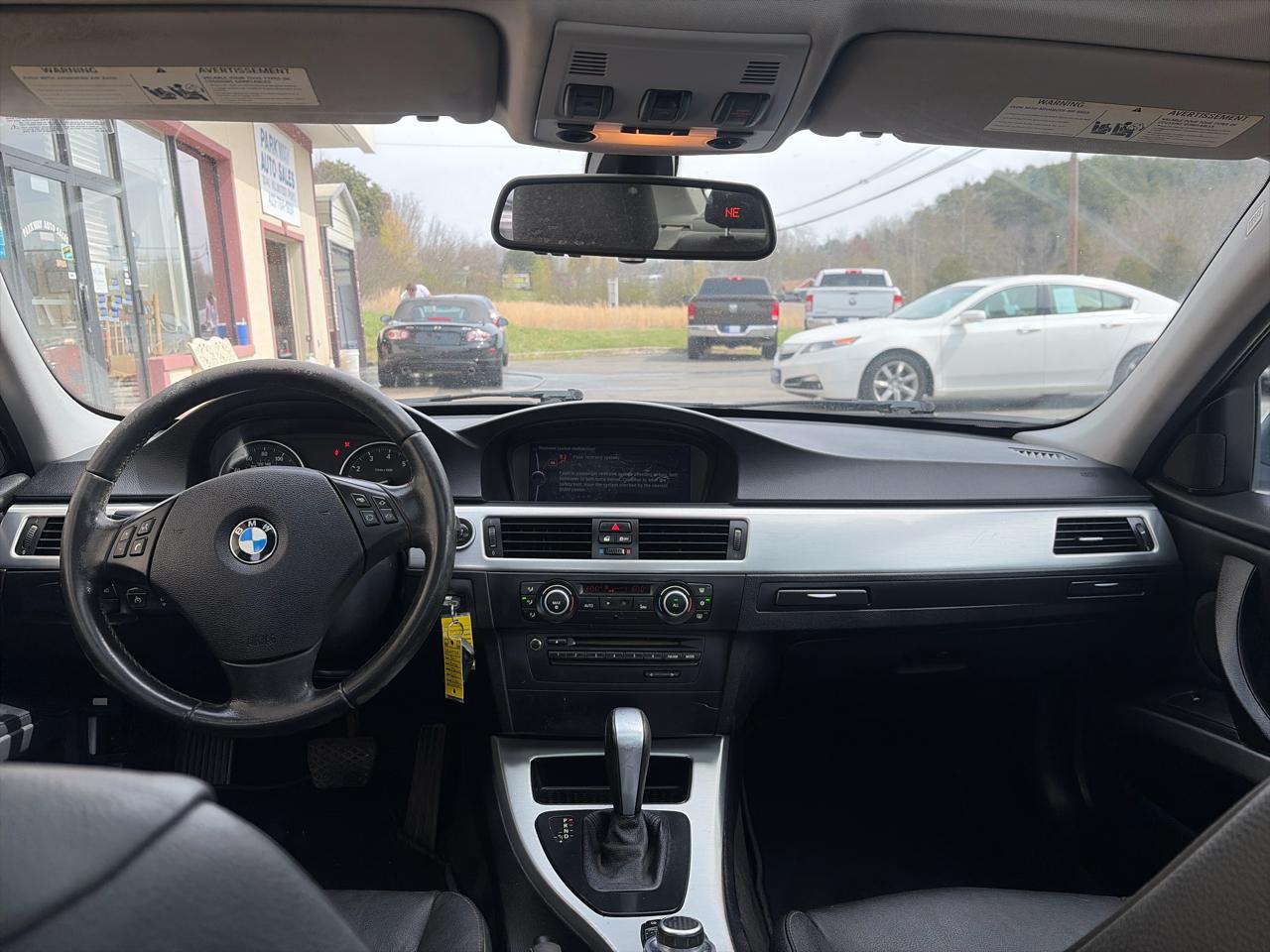 BMW 3-Series 328i 2011