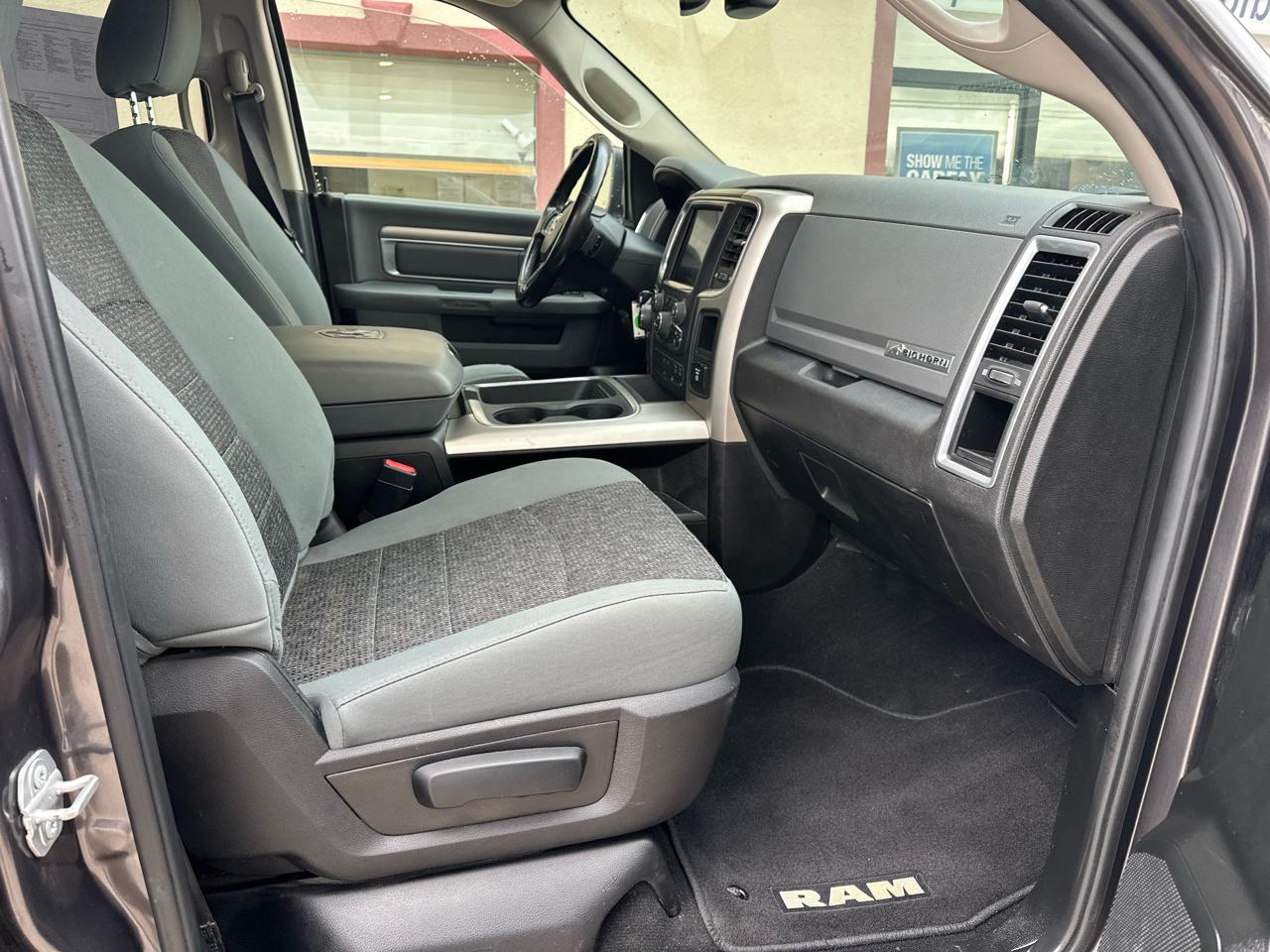 RAM 1500 Classic Tradesman Crew Cab SWB 4WD 2019