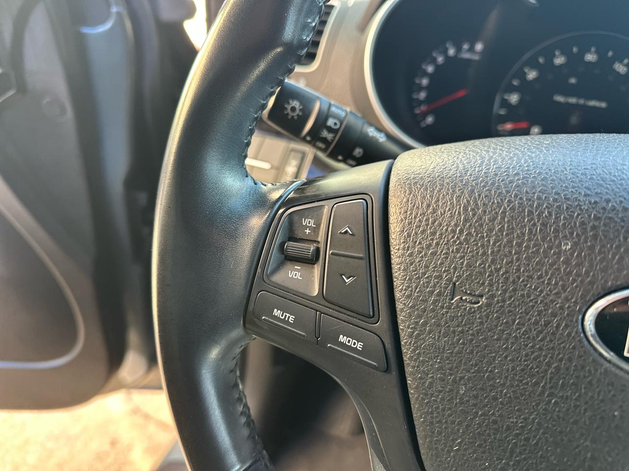 Kia Sorento EX V6 2WD 2015