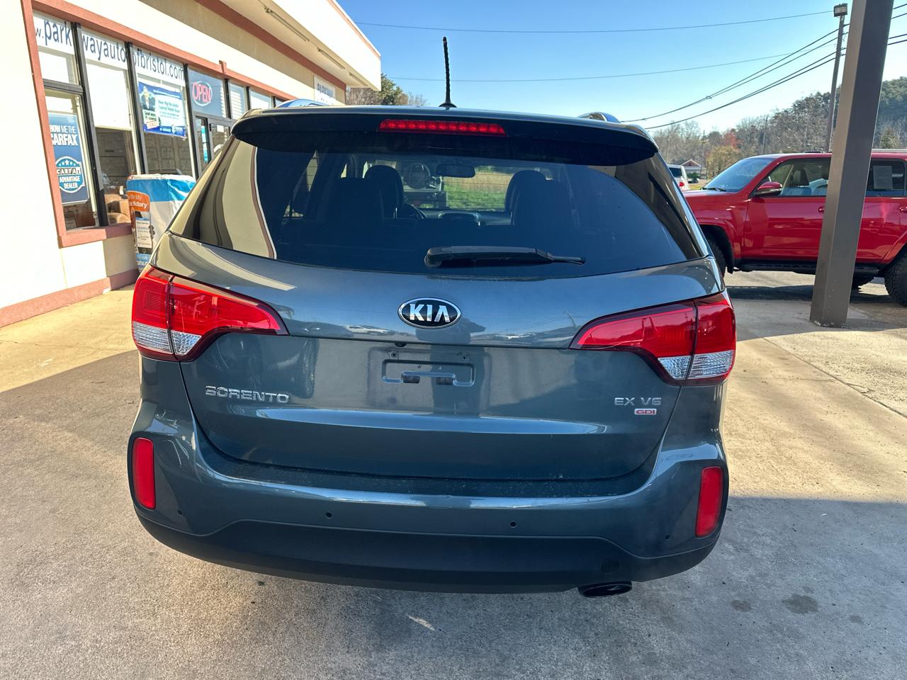 Kia Sorento EX V6 2WD 2015