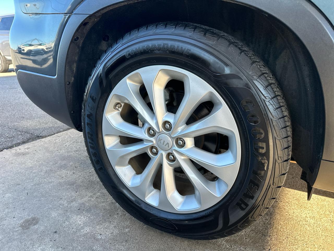 Kia Sorento EX V6 2WD 2015