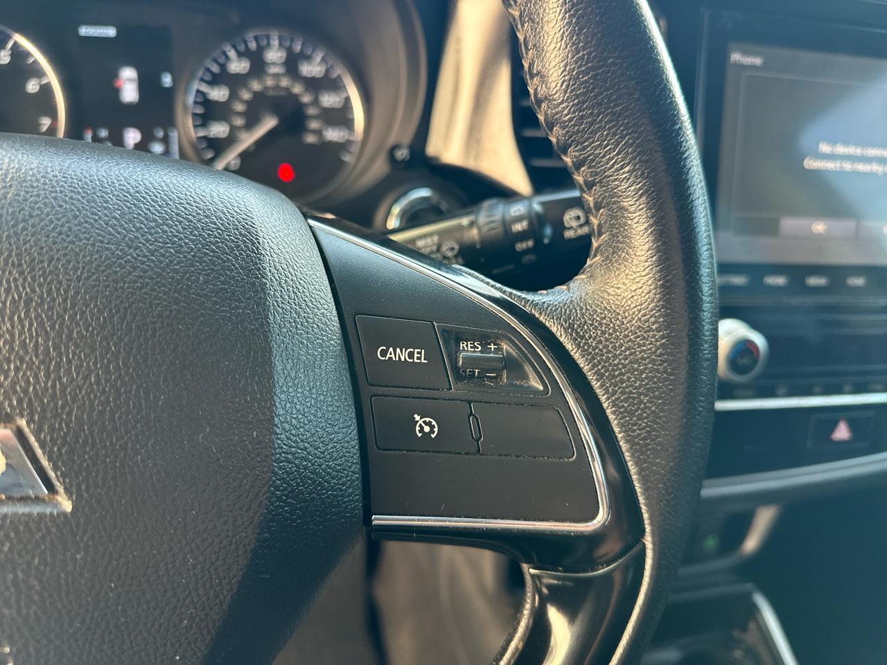 Mitsubishi Outlander SEL AWD 2020