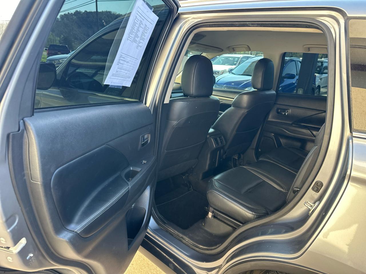 Mitsubishi Outlander SEL AWD 2020