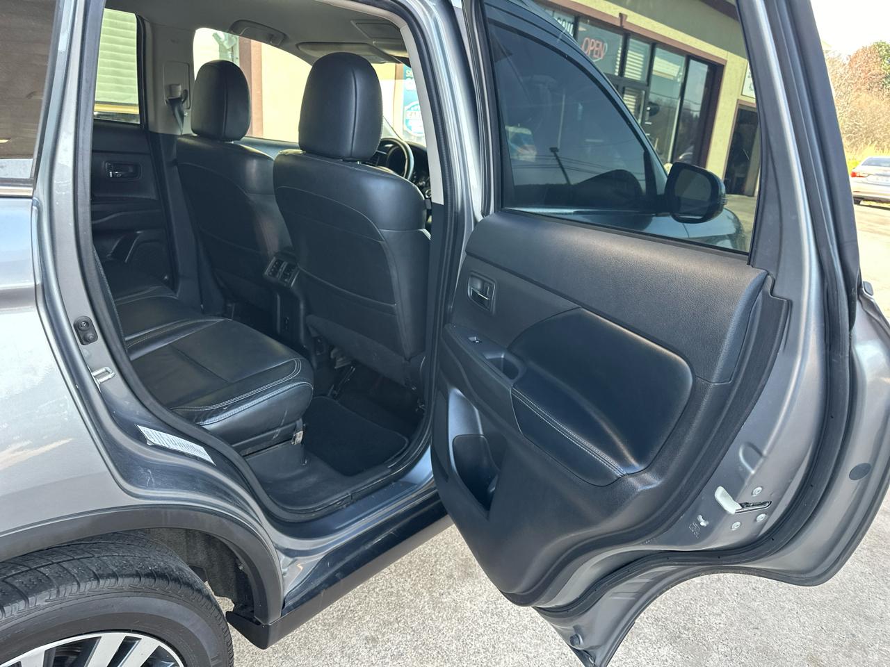 Mitsubishi Outlander SEL AWD 2020