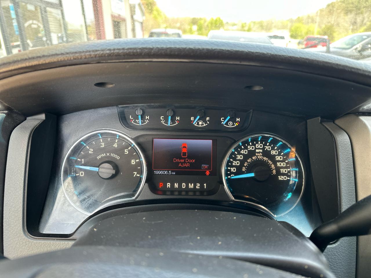 Ford F-150 XL SuperCrew 5.5-ft. Bed 4WD 2012