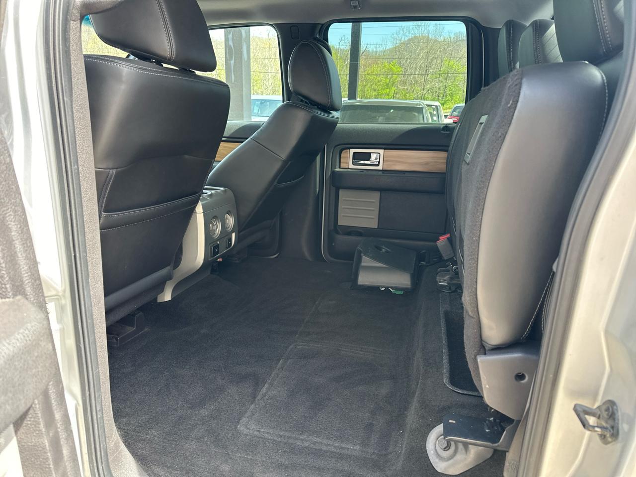 Ford F-150 4WD SuperCrew 139" Lariat 2011