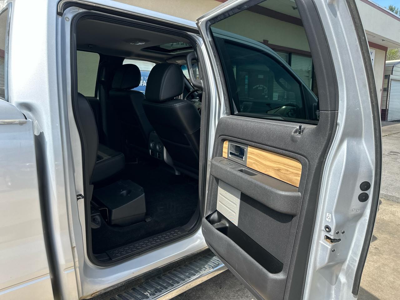 Ford F-150 4WD SuperCrew 139" Lariat 2011