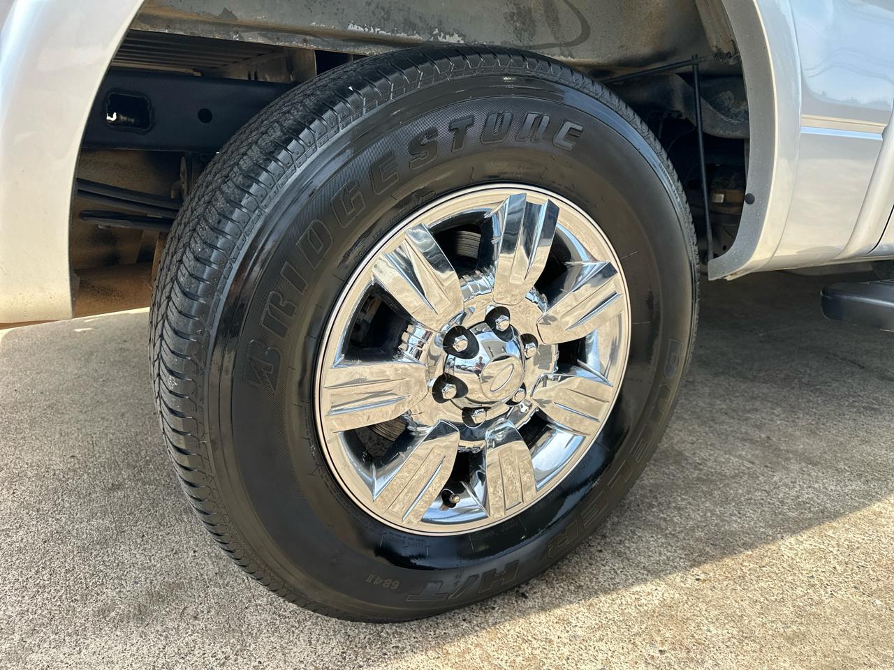 Ford F-150 4WD SuperCrew 139" Lariat 2011