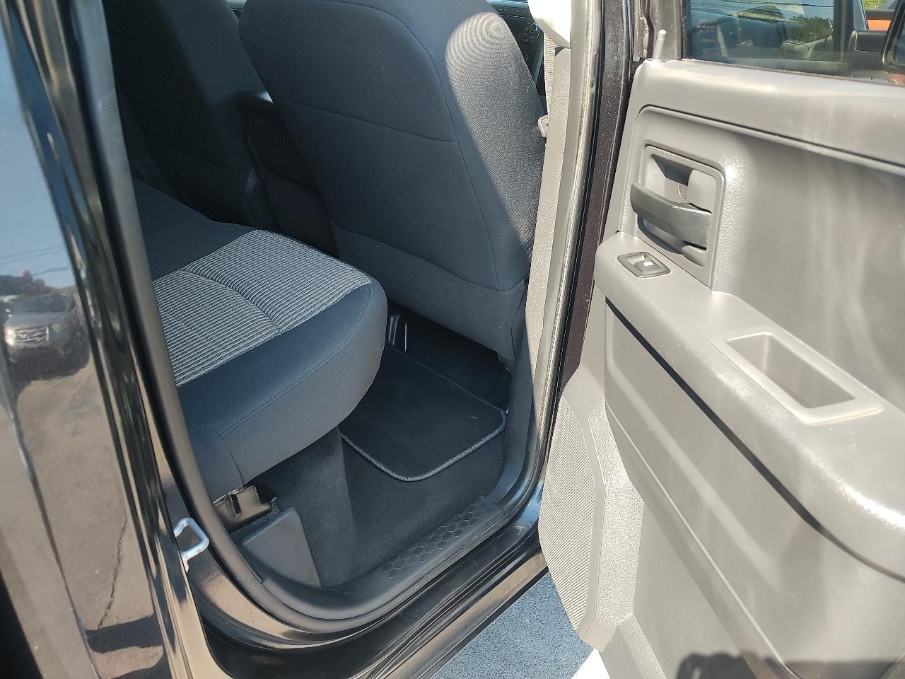 Dodge 1500 Sport Quad Cab 4WD 2010