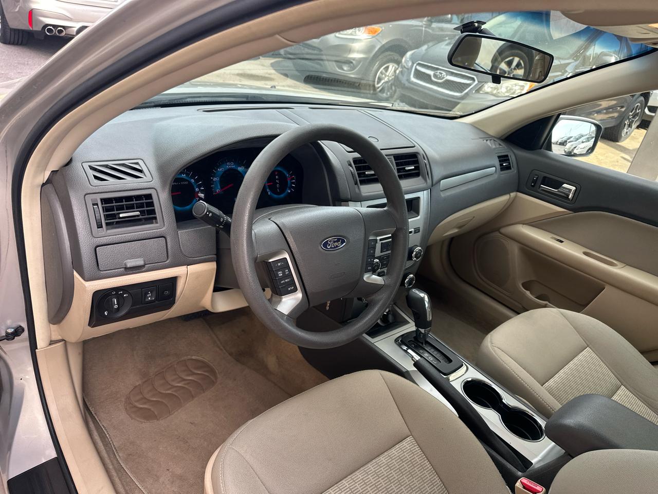 Ford Fusion SE 2010