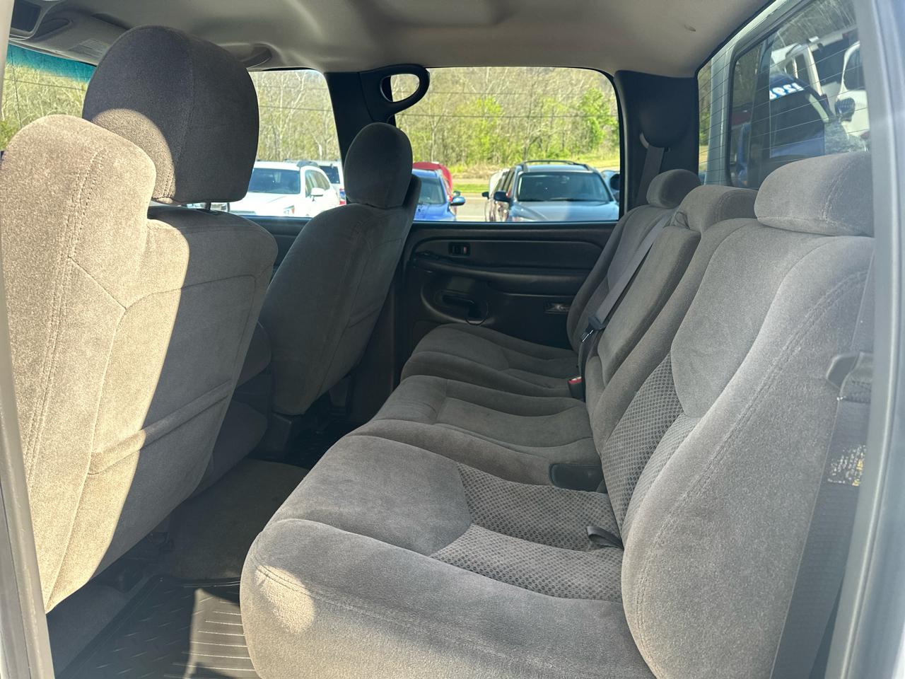 Chevrolet Silverado 2500HD LS Crew Cab 2WD 2006