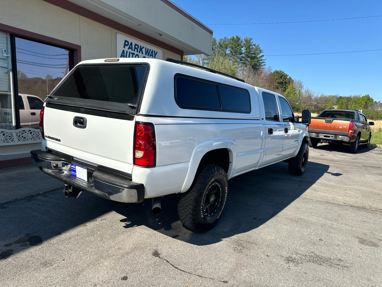 Chevrolet Silverado 2500HD LS Crew Cab 2WD 2006