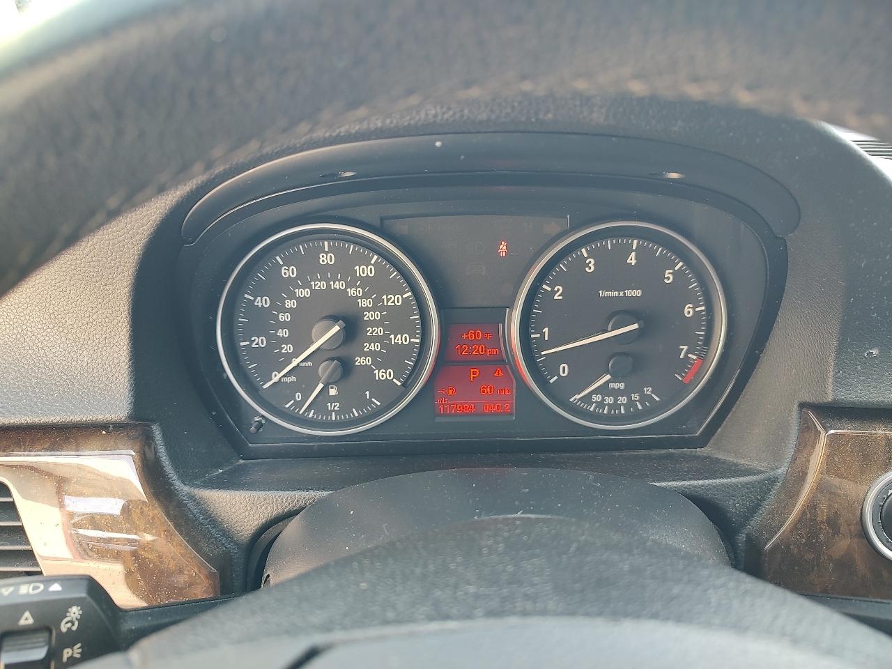 BMW 3-Series 328xi 2009