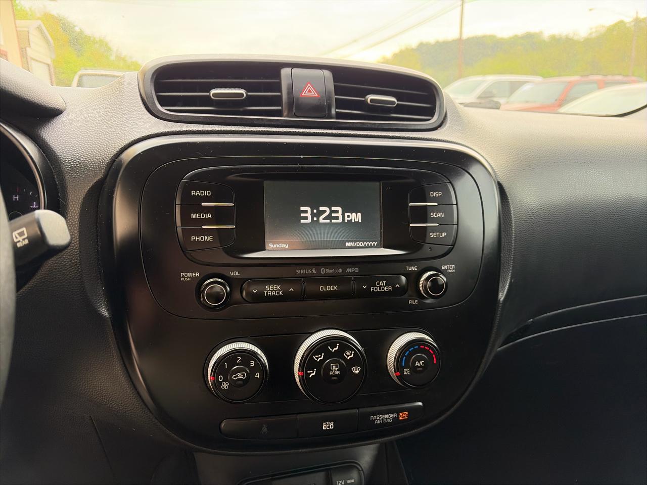 Kia Soul Base 6A 2016