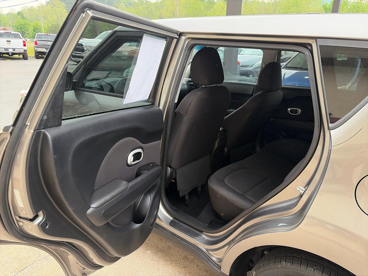 Kia Soul Base 6A 2016