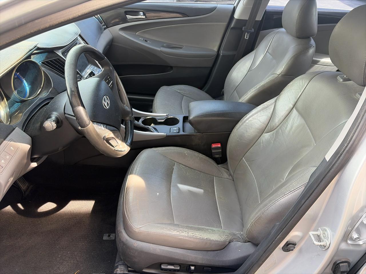 Hyundai Sonata SE Auto 2013