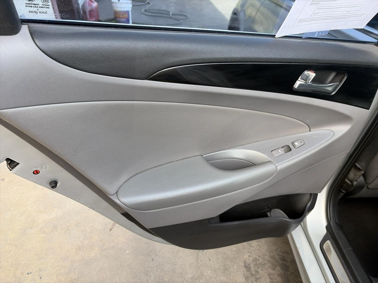 Hyundai Sonata SE Auto 2013