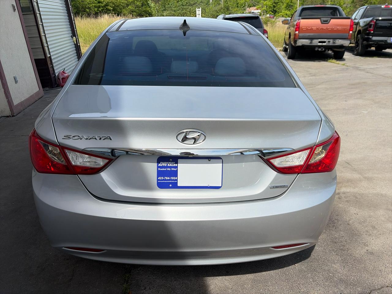 Hyundai Sonata SE Auto 2013