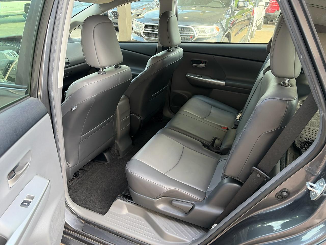 Toyota Prius V Three 2013
