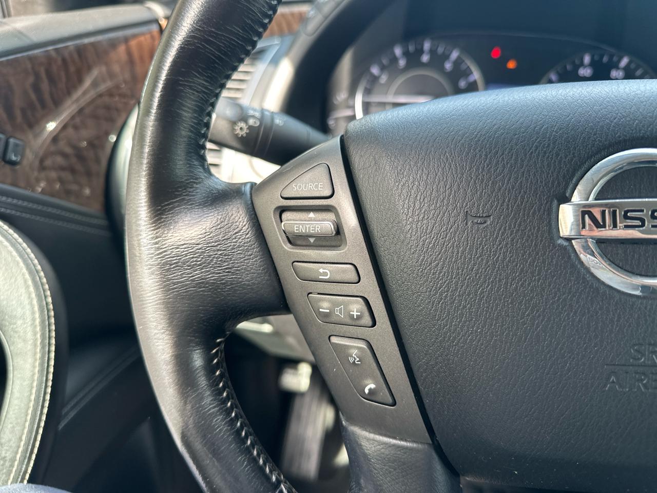 Nissan Armada SV AWD 2019