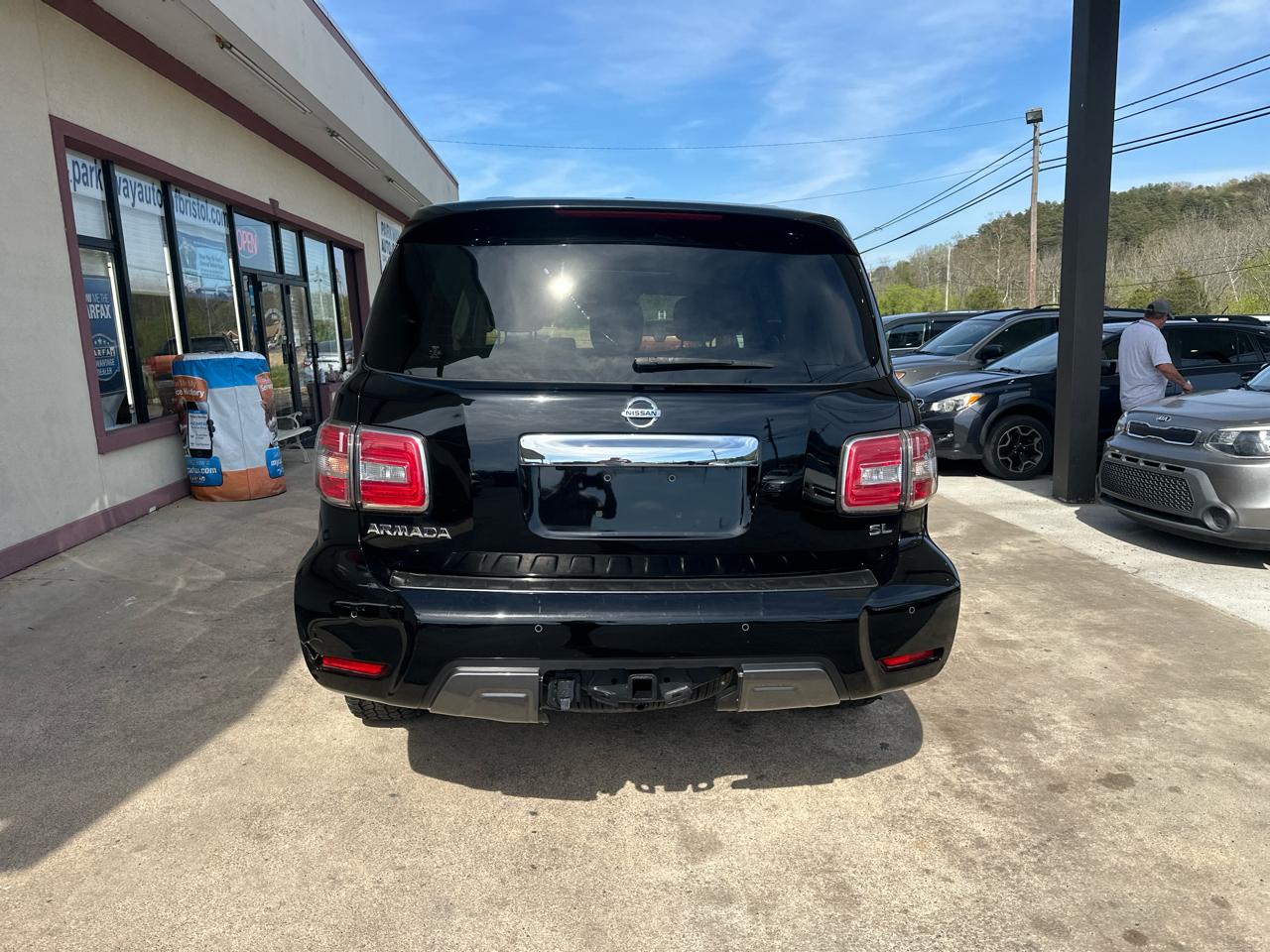 Nissan Armada SV AWD 2019