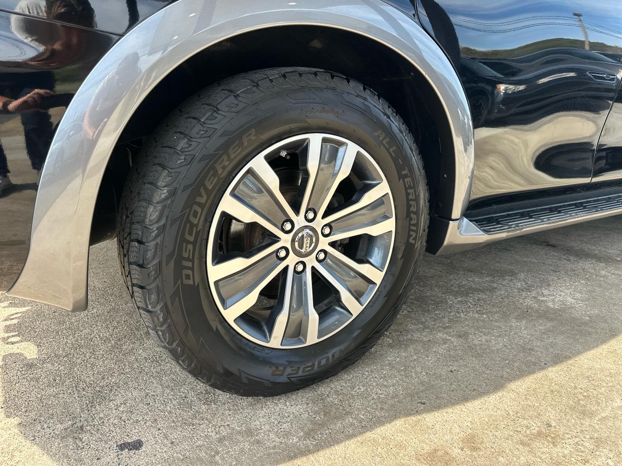 Nissan Armada SV AWD 2019