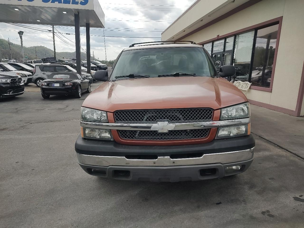 Chevrolet Avalanche 1500 2WD 2004