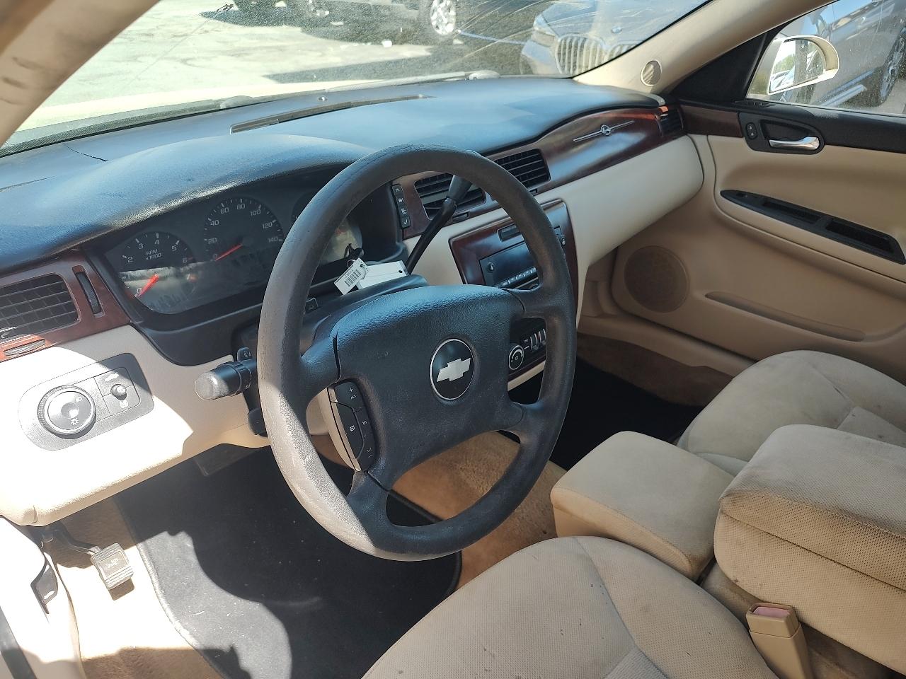 Chevrolet Impala LS 2010