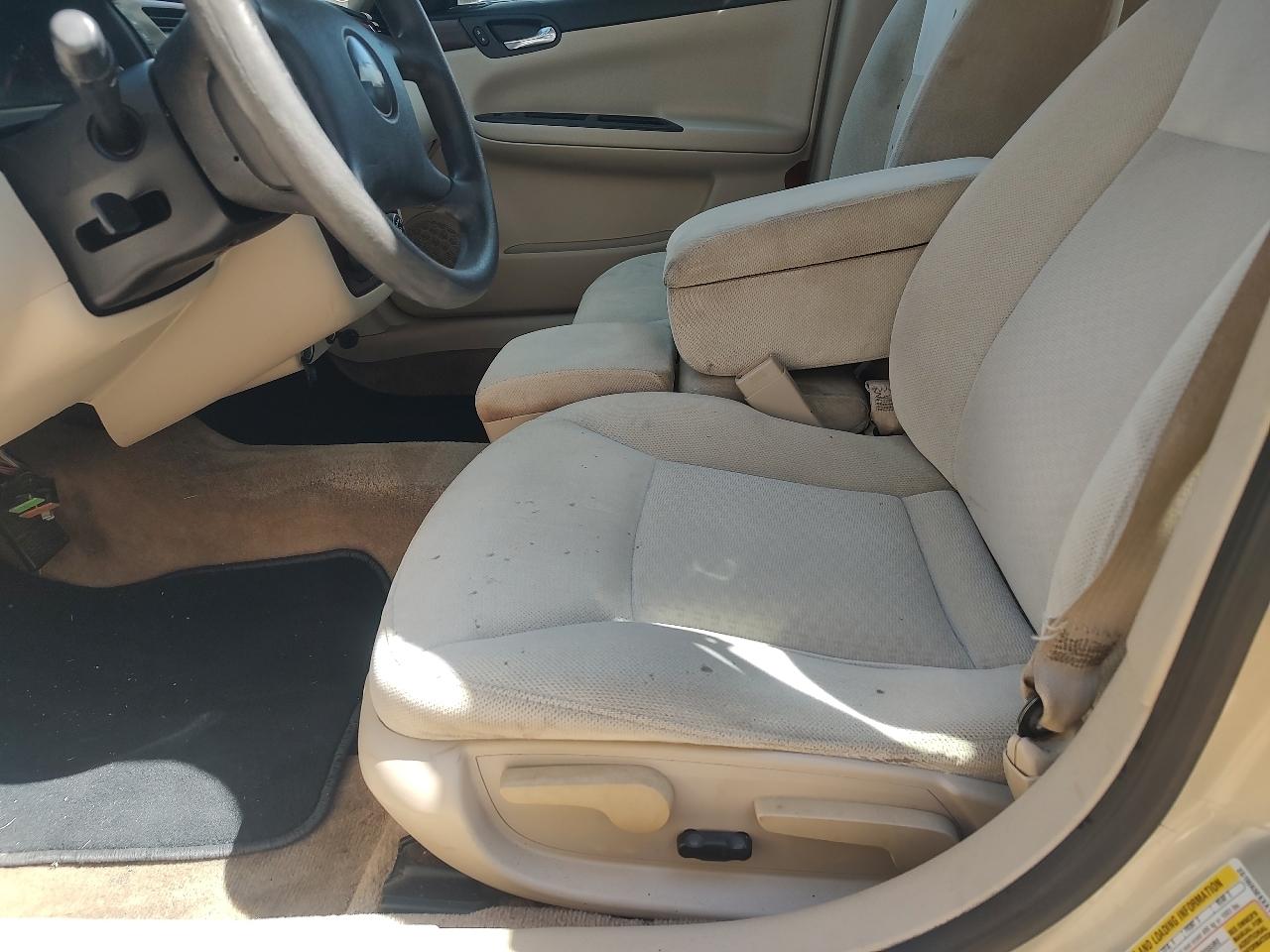 Chevrolet Impala LS 2010