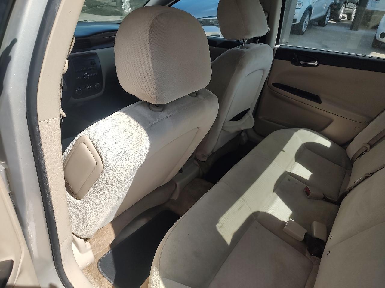 Chevrolet Impala LS 2010