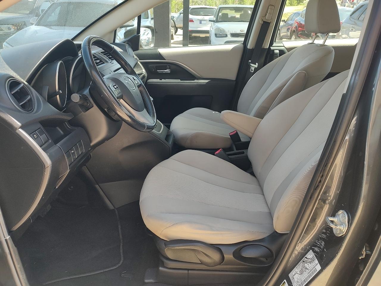 Mazda MAZDA5 Touring 2013