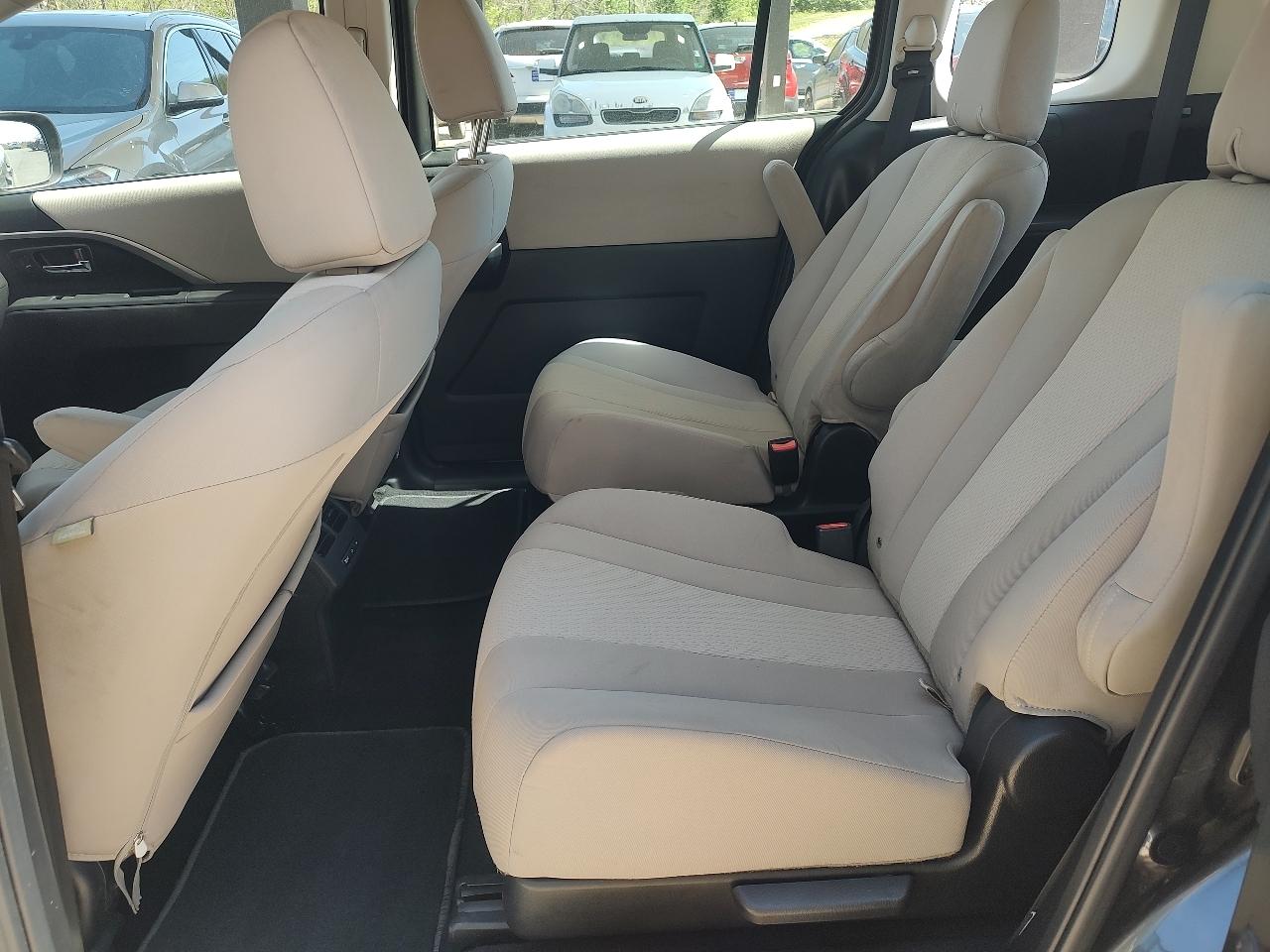 Mazda MAZDA5 Touring 2013