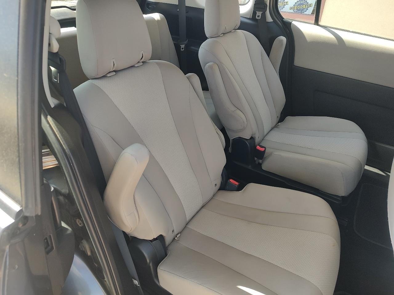 Mazda MAZDA5 Touring 2013