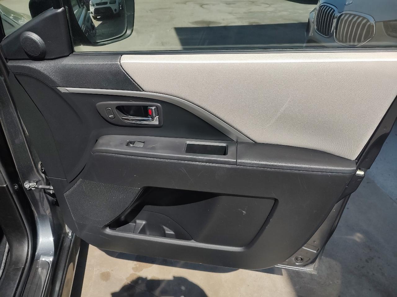 Mazda MAZDA5 Touring 2013