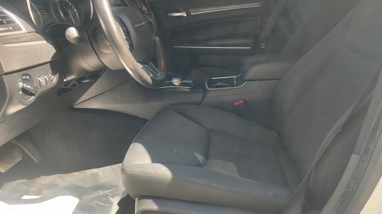 Chrysler 300 Touring 2021