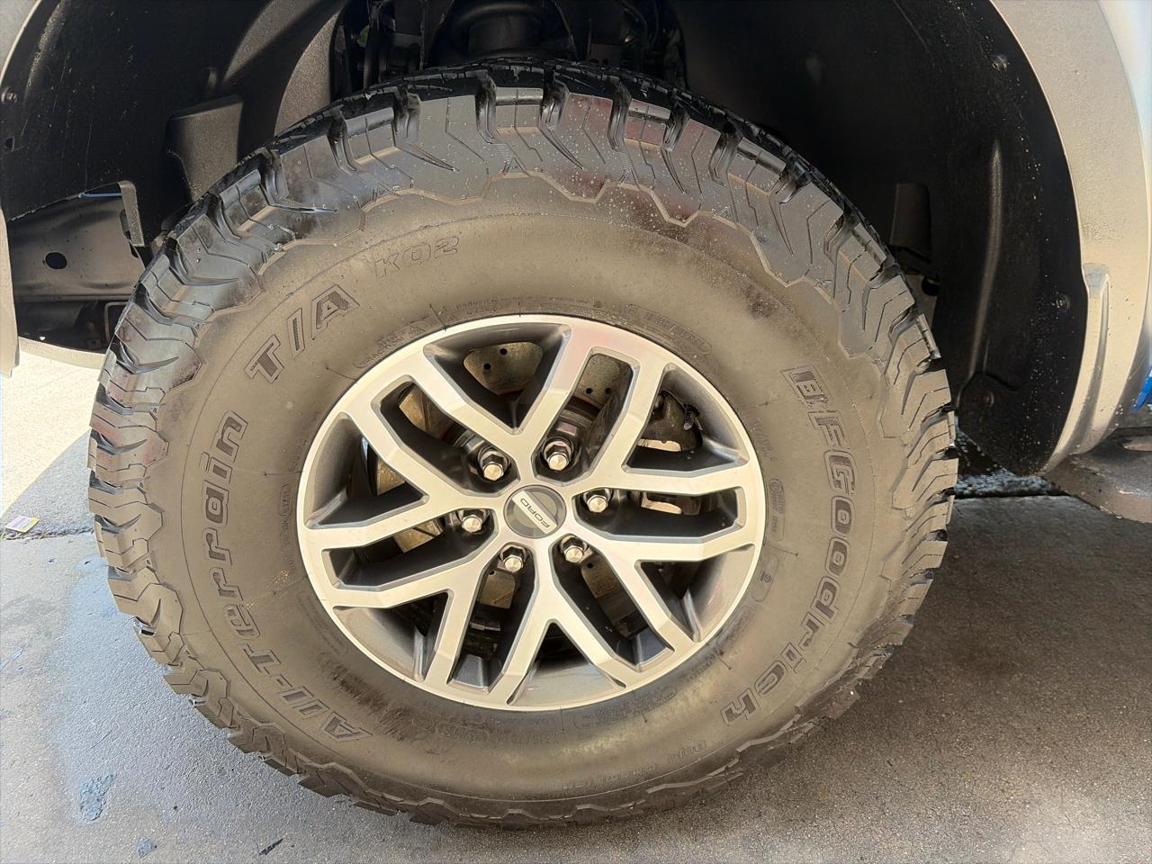 Ford F-150 Raptor SuperCrew 4WD 2018