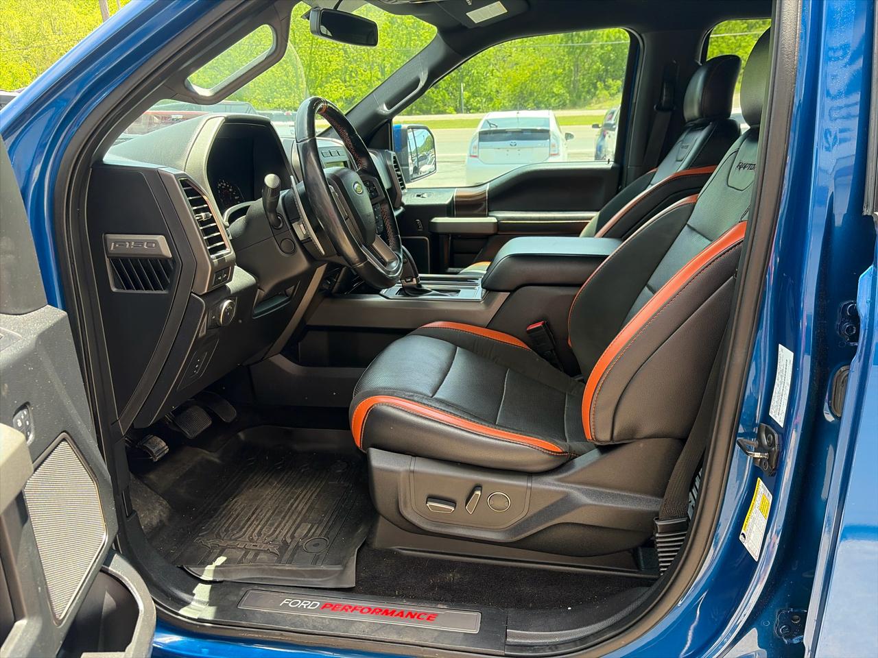 Ford F-150 Raptor SuperCrew 4WD 2018