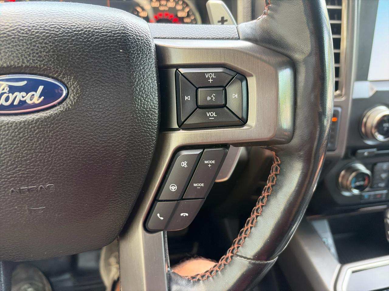Ford F-150 Raptor SuperCrew 4WD 2018