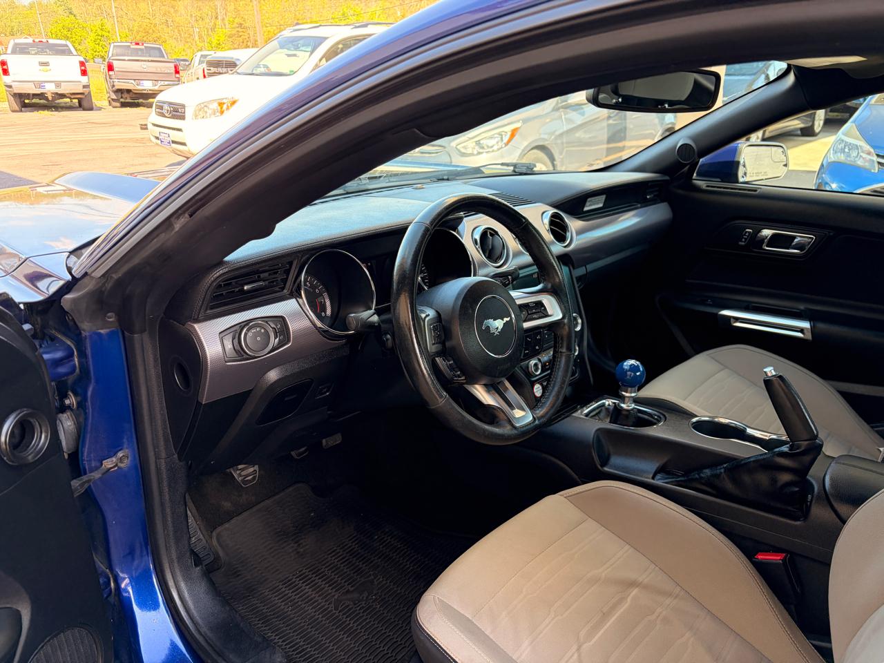 Ford Mustang EcoBoost Coupe 2016