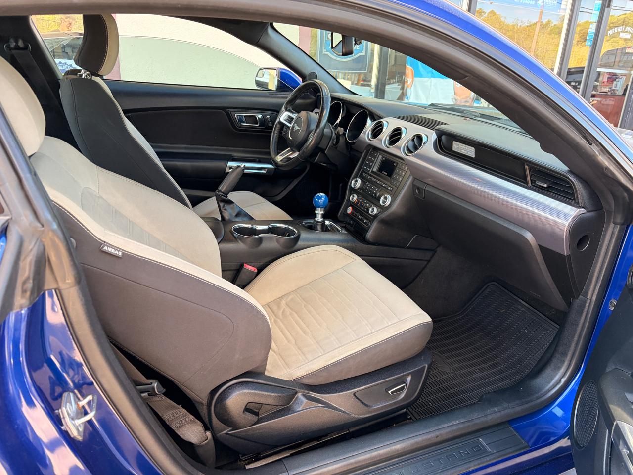 Ford Mustang EcoBoost Coupe 2016