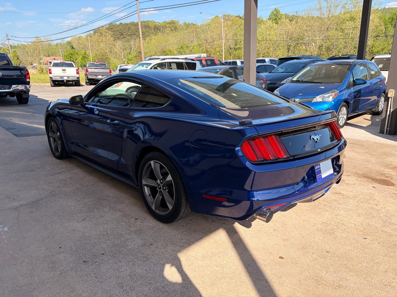 Ford Mustang EcoBoost Coupe 2016