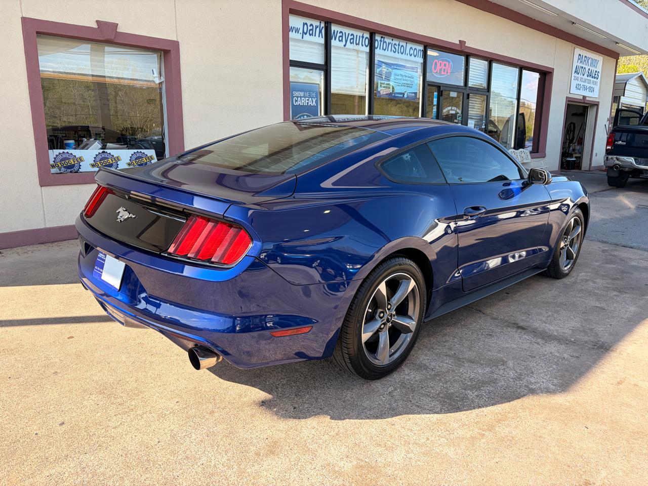 Ford Mustang EcoBoost Coupe 2016