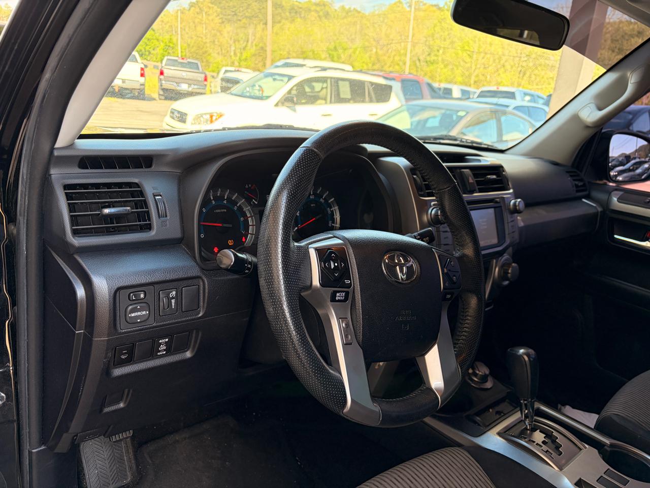 Toyota 4Runner SR5 4WD 2014