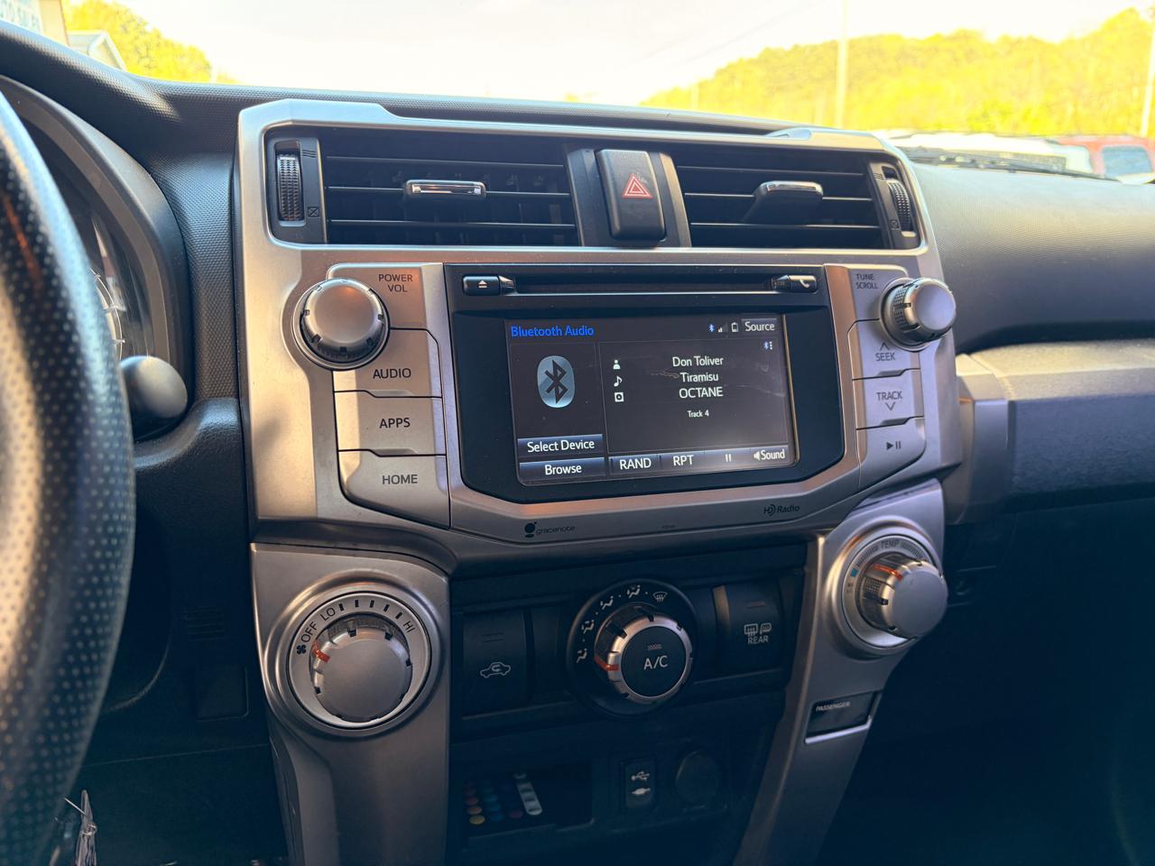 Toyota 4Runner SR5 4WD 2014