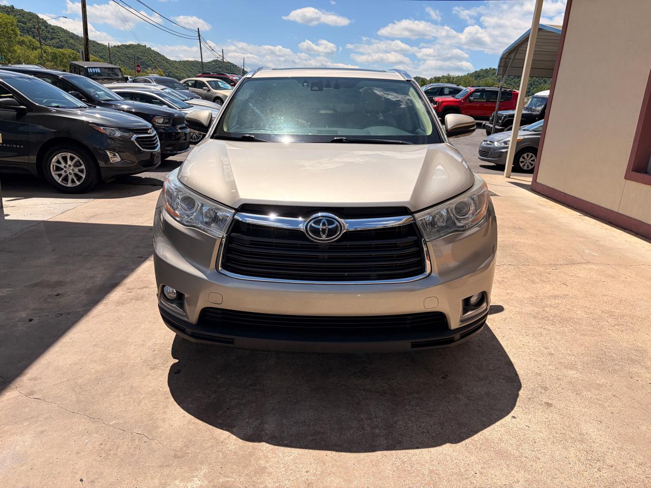 Toyota Highlander Limited AWD V6 2016